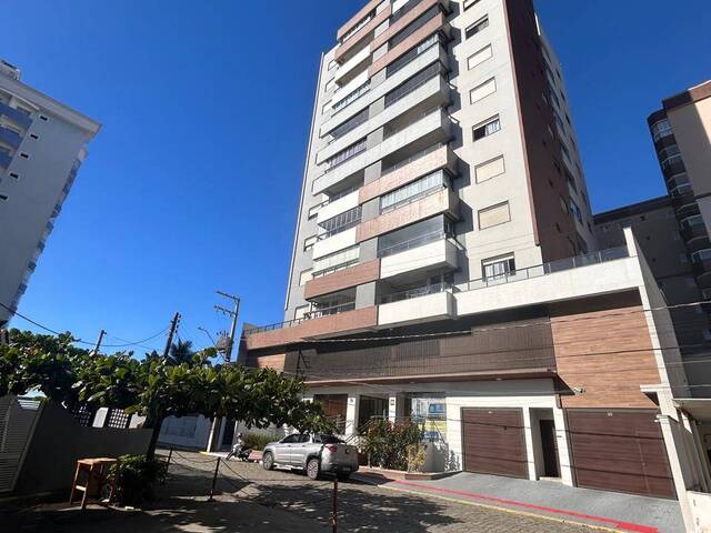 #3 - Apartamento para Venda em Navegantes - SC
