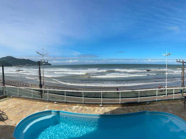 #4 - Apartamento para Venda em Navegantes - SC