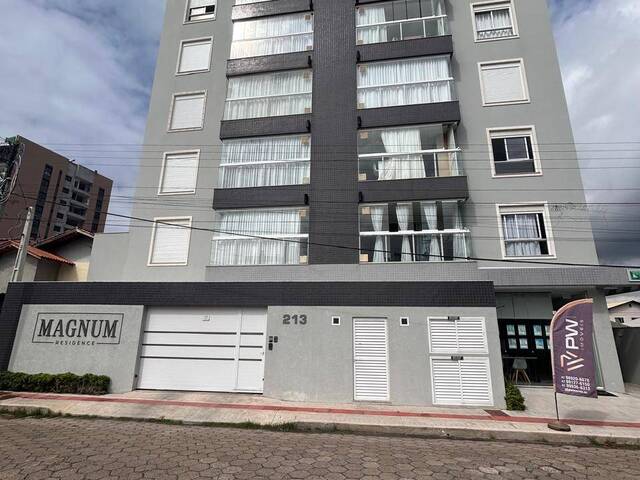 #19 - Apartamento para Venda em Navegantes - SC - 1