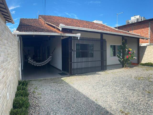 #22 - Casa para Venda em Navegantes - SC - 2