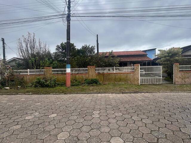 #27 - Casa para Venda em Navegantes - SC - 2