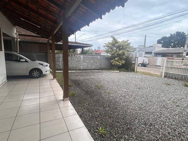#27 - Casa para Venda em Navegantes - SC - 3