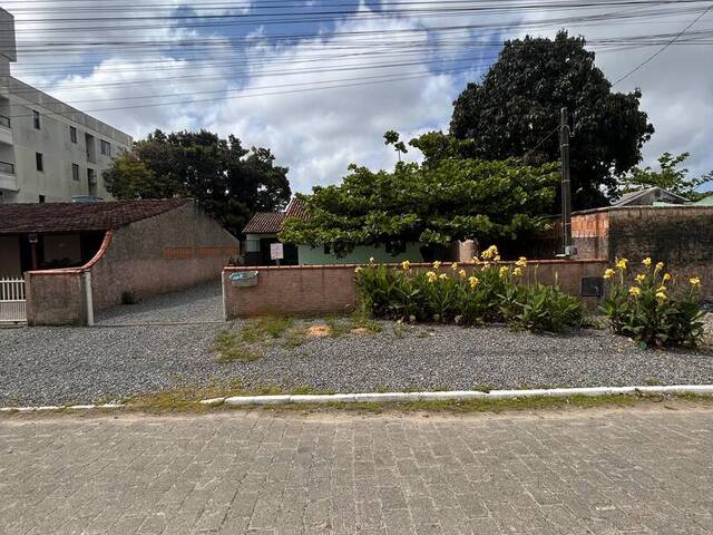 #32 - Casa para Venda em Navegantes - SC - 2