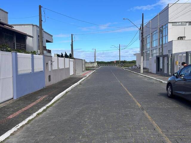 #35 - Apartamento para Venda em Navegantes - SC - 2