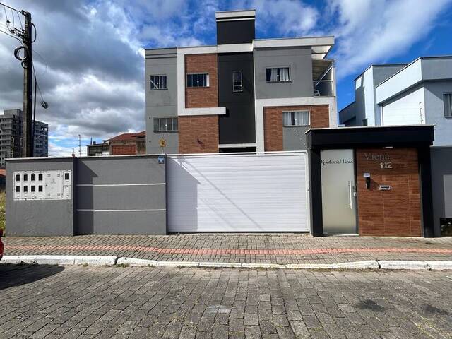 #35 - Apartamento para Venda em Navegantes - SC