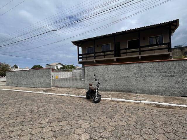 #39 - Casa para Venda em Navegantes - SC