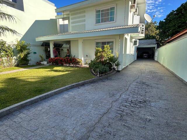 #40 - Casa para Venda em Navegantes - SC